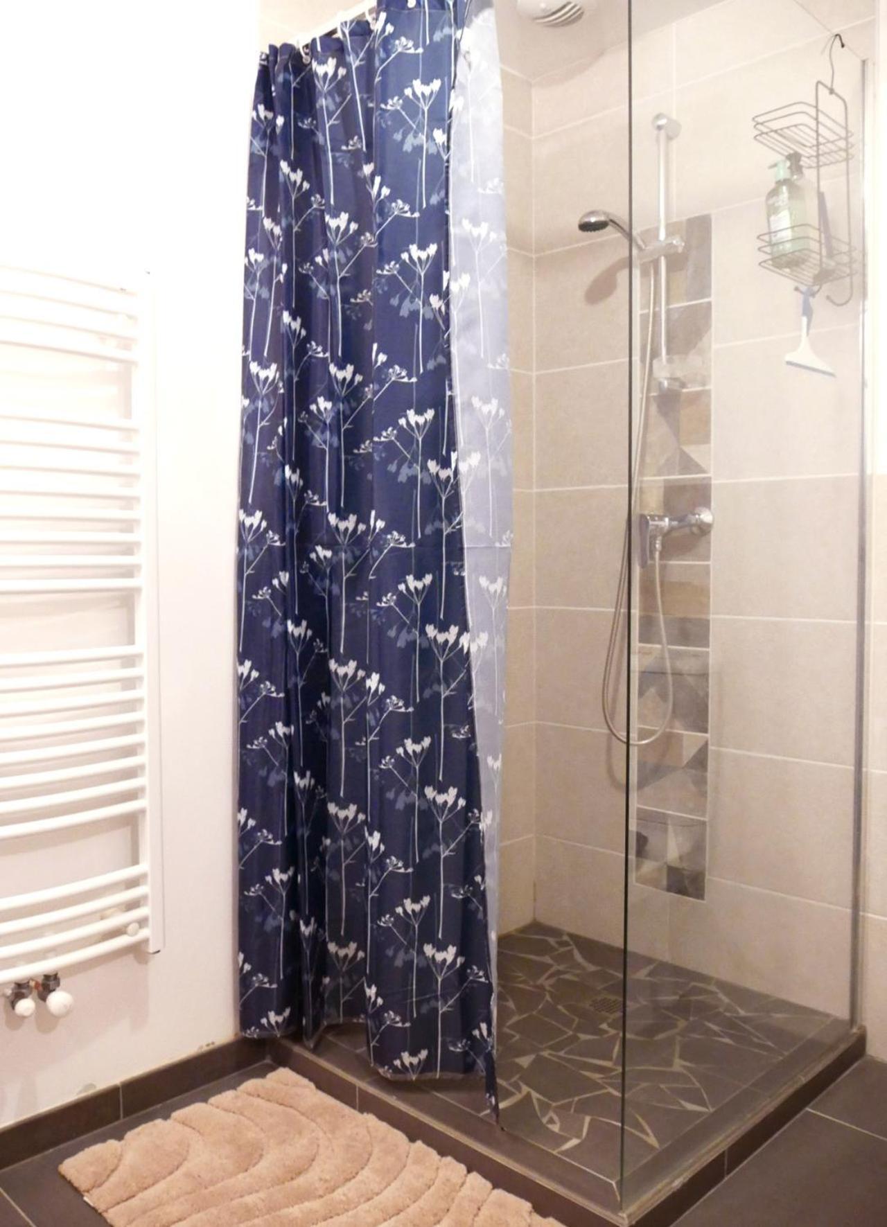 Charmante Suite Independante En Maison De Village Loriol-sur-Drome Exterior photo
